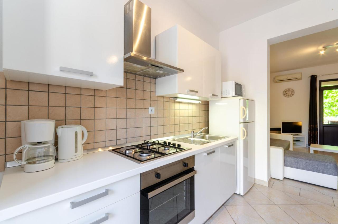 Ananas Apartments Crikvenica Eksteriør billede