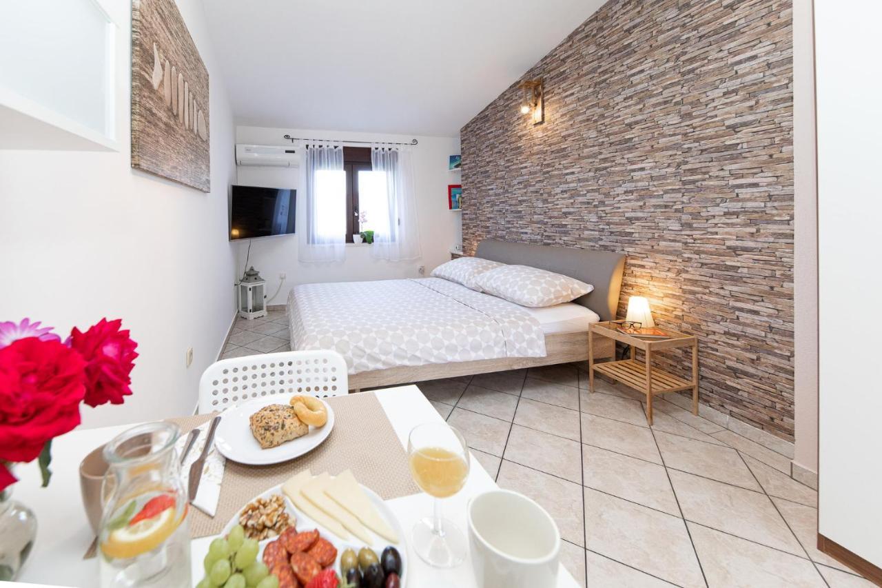 Ananas Apartments Crikvenica Eksteriør billede