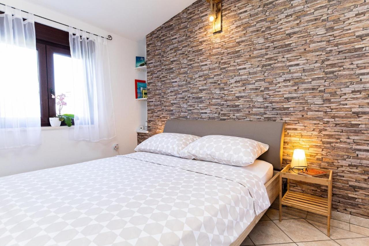 Ananas Apartments Crikvenica Eksteriør billede